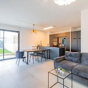 Maison Design 2 Ch Proche Cdg, Paris Hébergement de vacances Tremblay-en-France